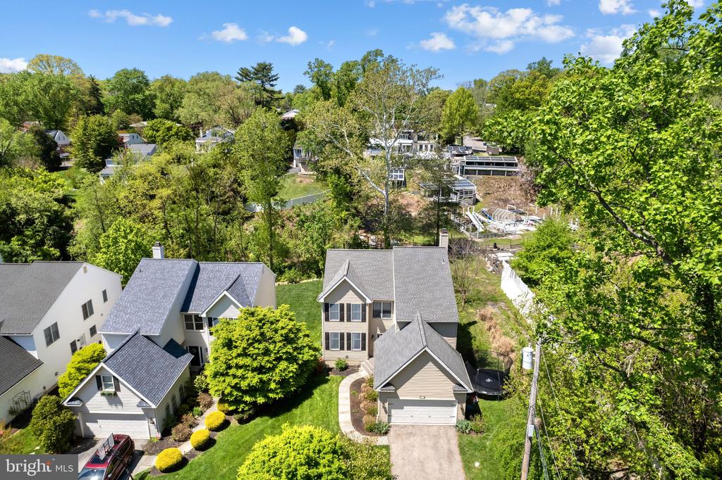 1711 POWDER MILL LANE