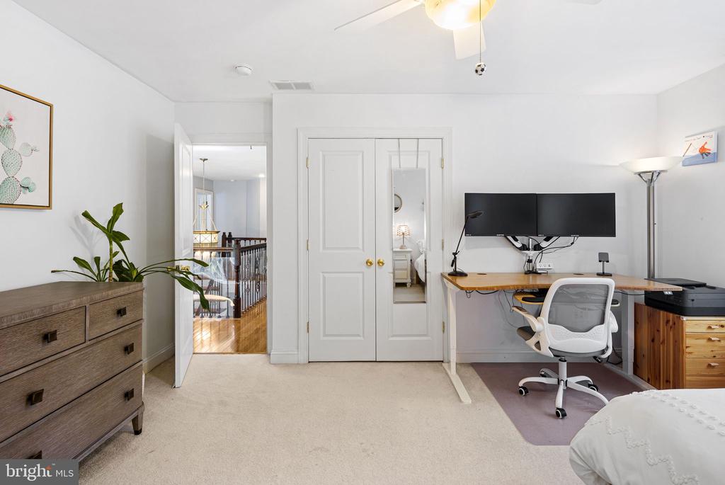 1711 POWDER MILL LANE