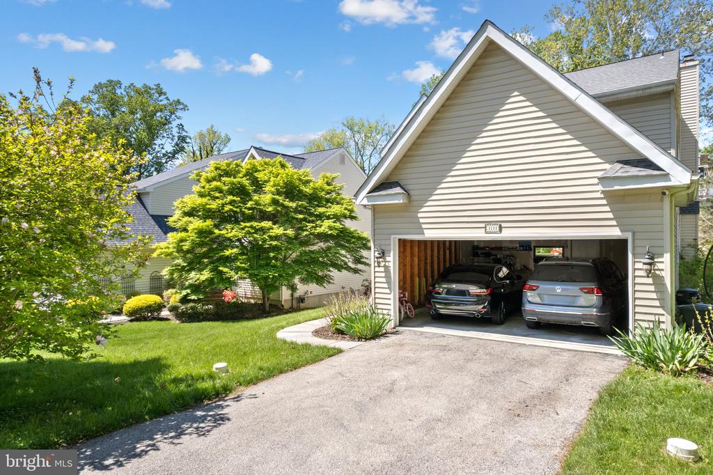 1711 POWDER MILL LANE