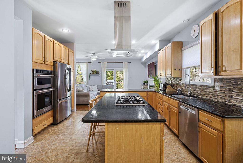 1711 POWDER MILL LANE