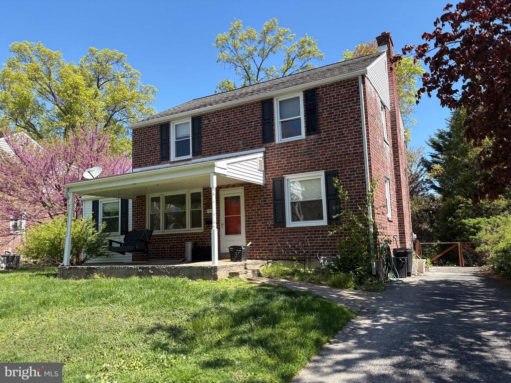 2515 WOODLEIGH ROAD