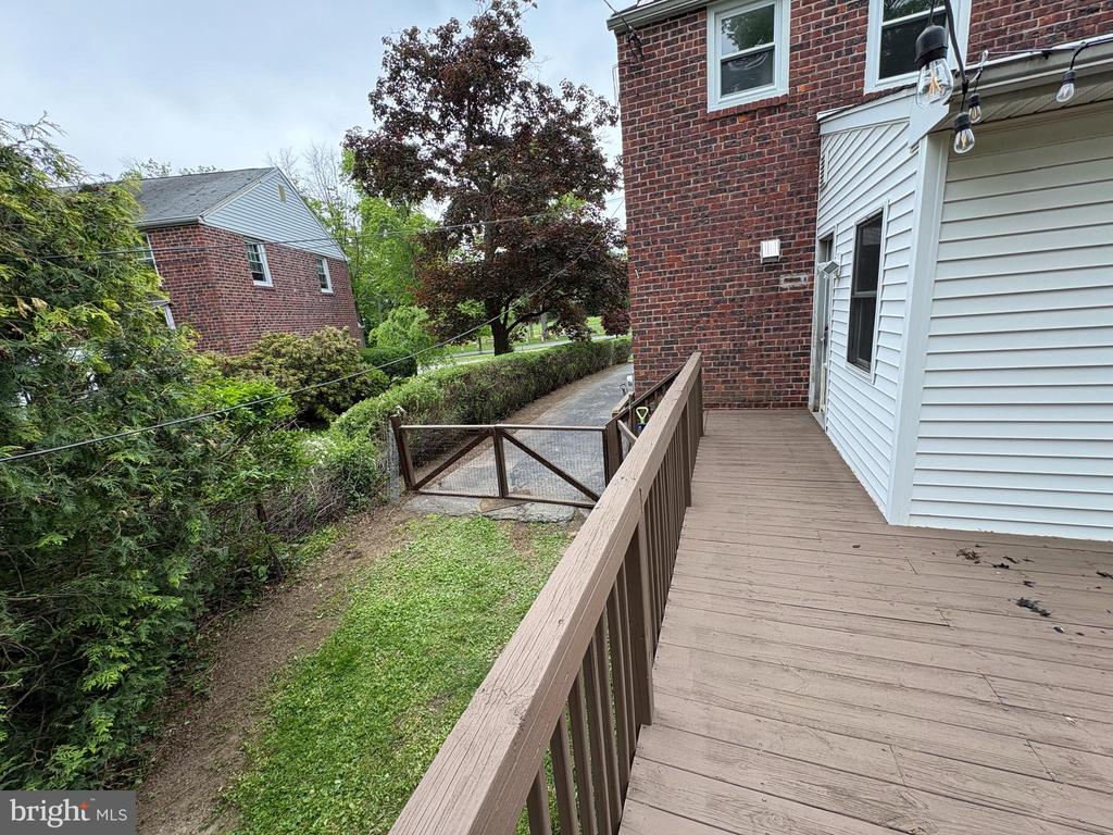 2515 WOODLEIGH ROAD