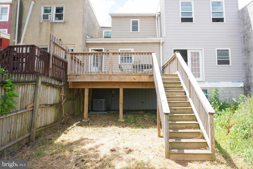 41 W FRONT STREET
