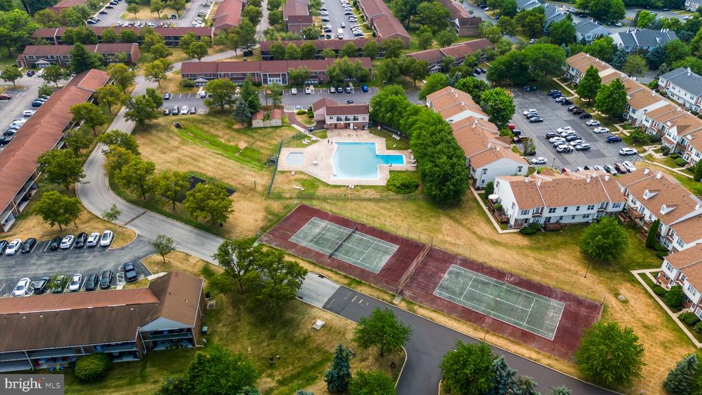 441 WENDOVER Unit: 136-B