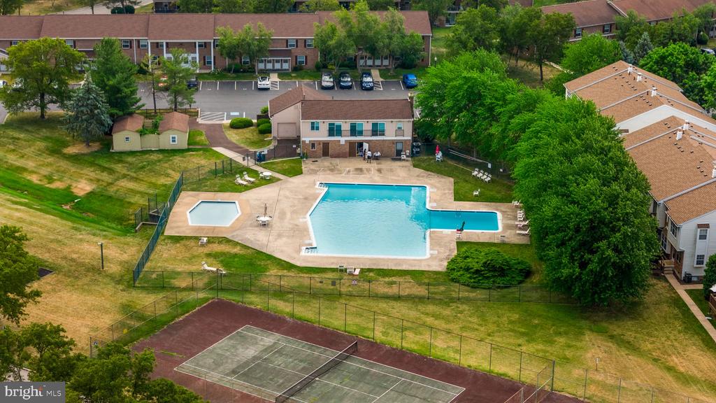 441 WENDOVER Unit: 136-B