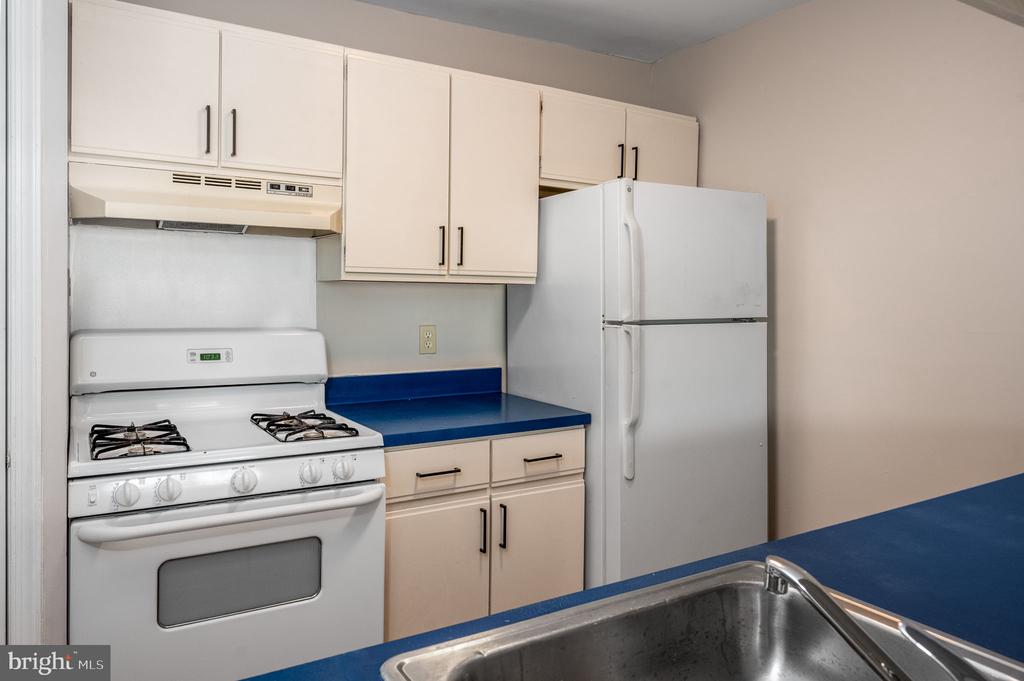 441 WENDOVER Unit: 136-B