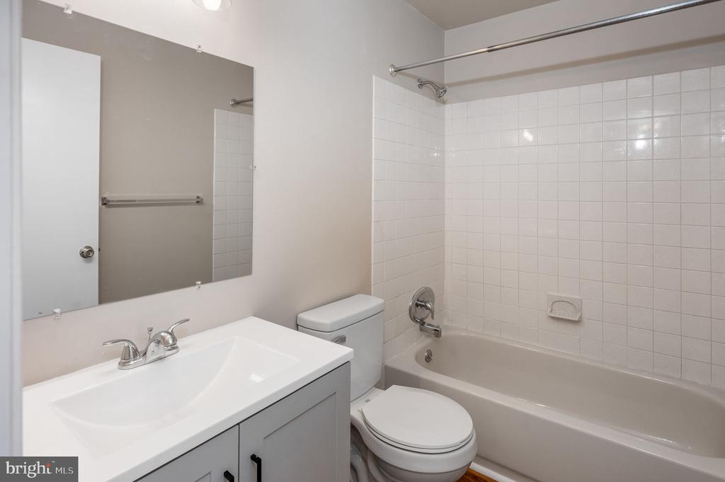 441 WENDOVER Unit: 136-B