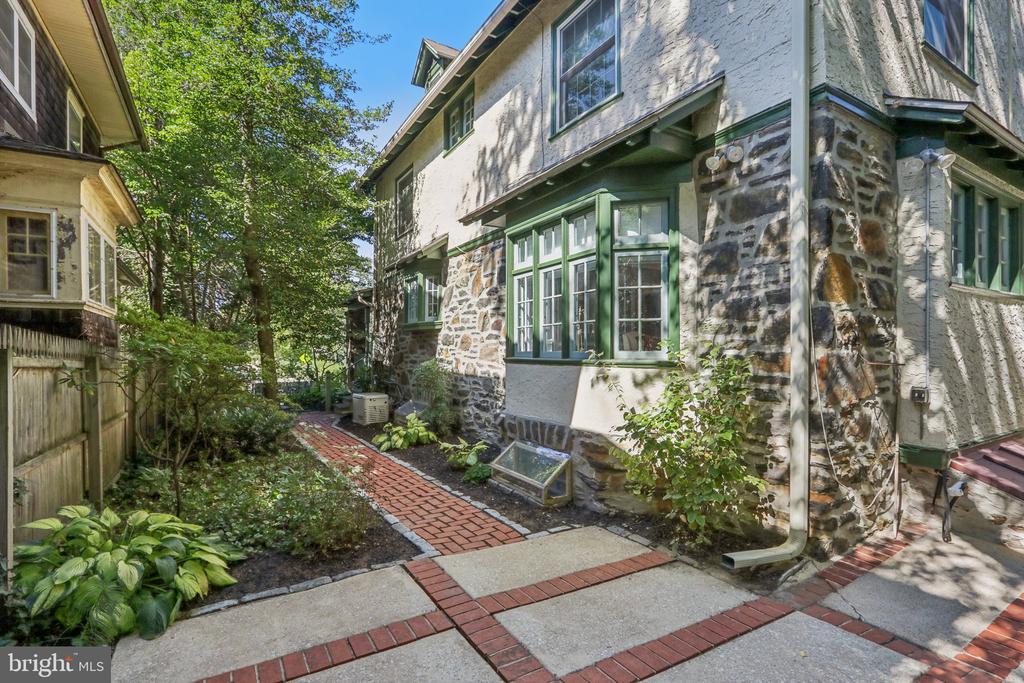 350 BALA AVENUE
