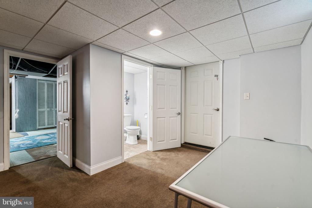 4 Jody Dr