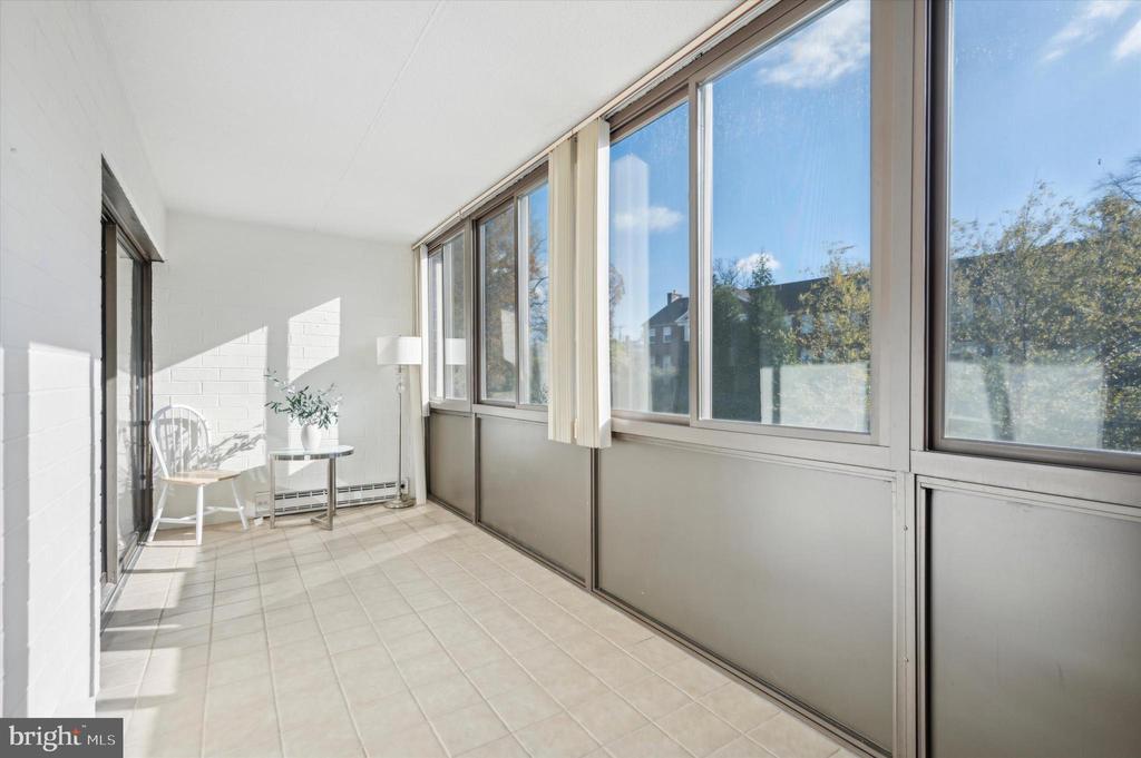 930 MONTGOMERY AVENUE Unit: 206