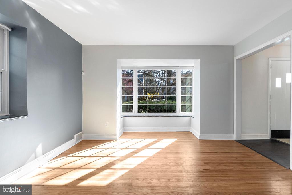 622 GREYTHORNE ROAD