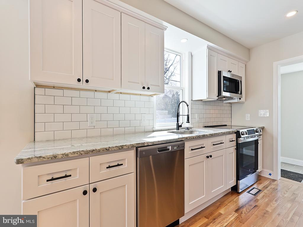 2746 JENKINTOWN ROAD