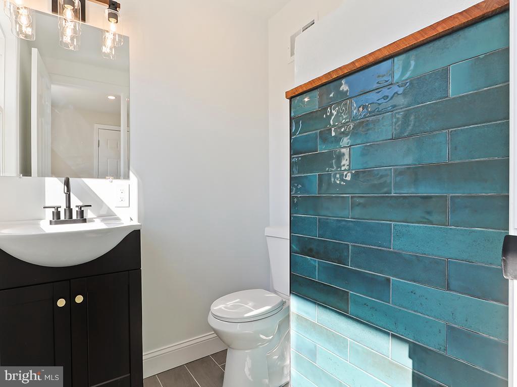 2746 JENKINTOWN ROAD