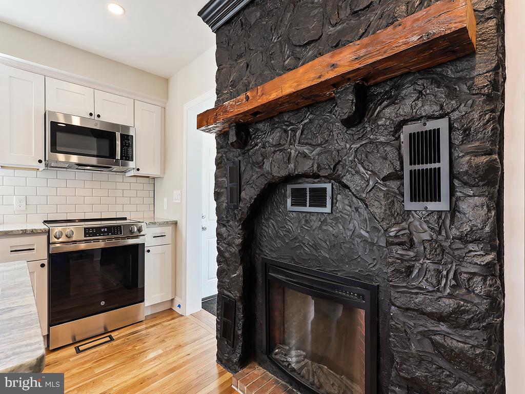 2746 JENKINTOWN ROAD