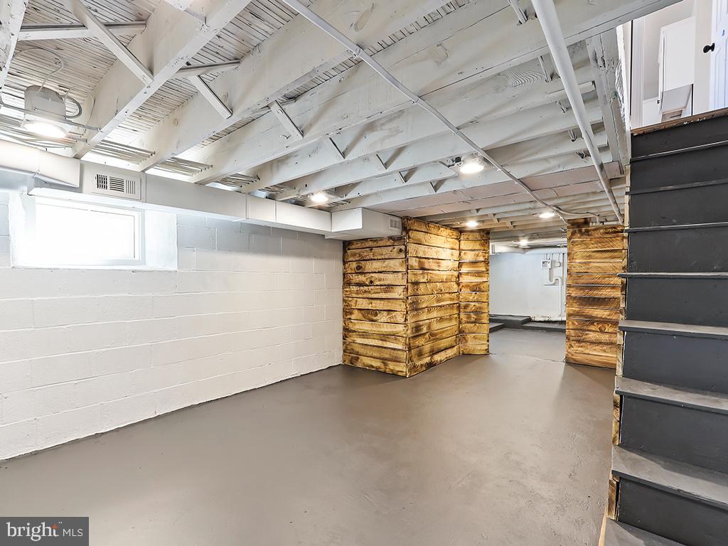 2746 JENKINTOWN ROAD