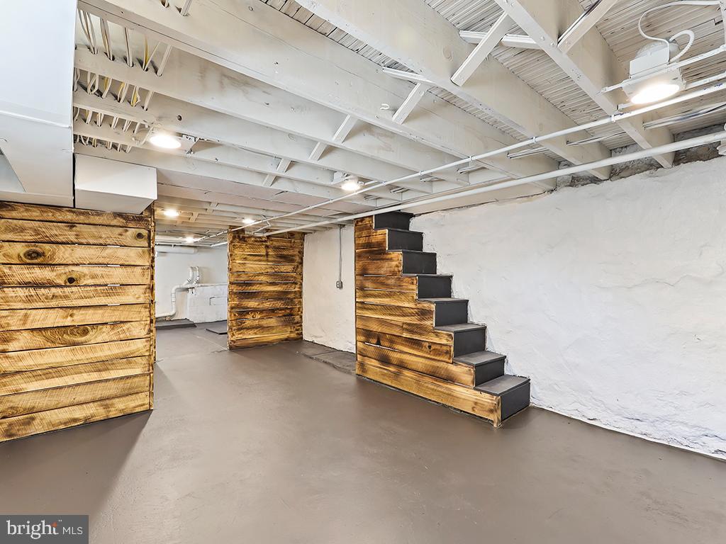 2746 JENKINTOWN ROAD