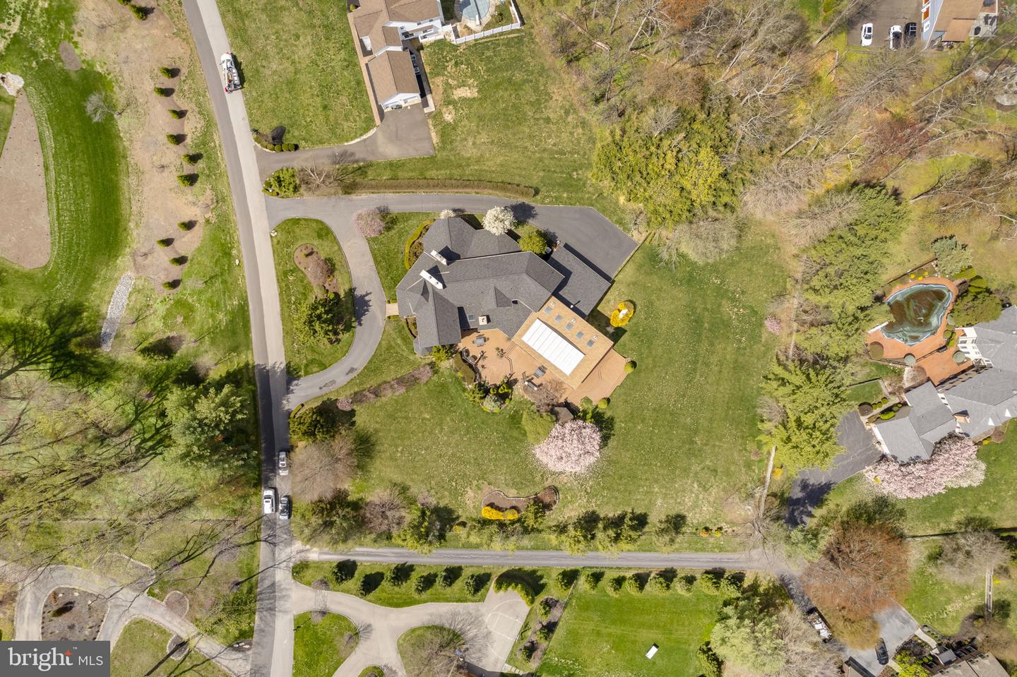 277 Woodcock Ln