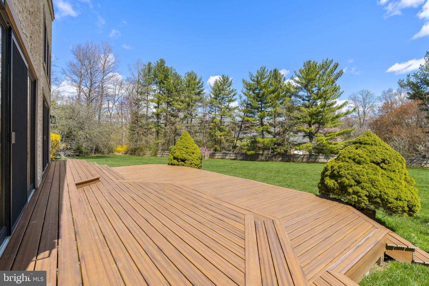 277 Woodcock Ln