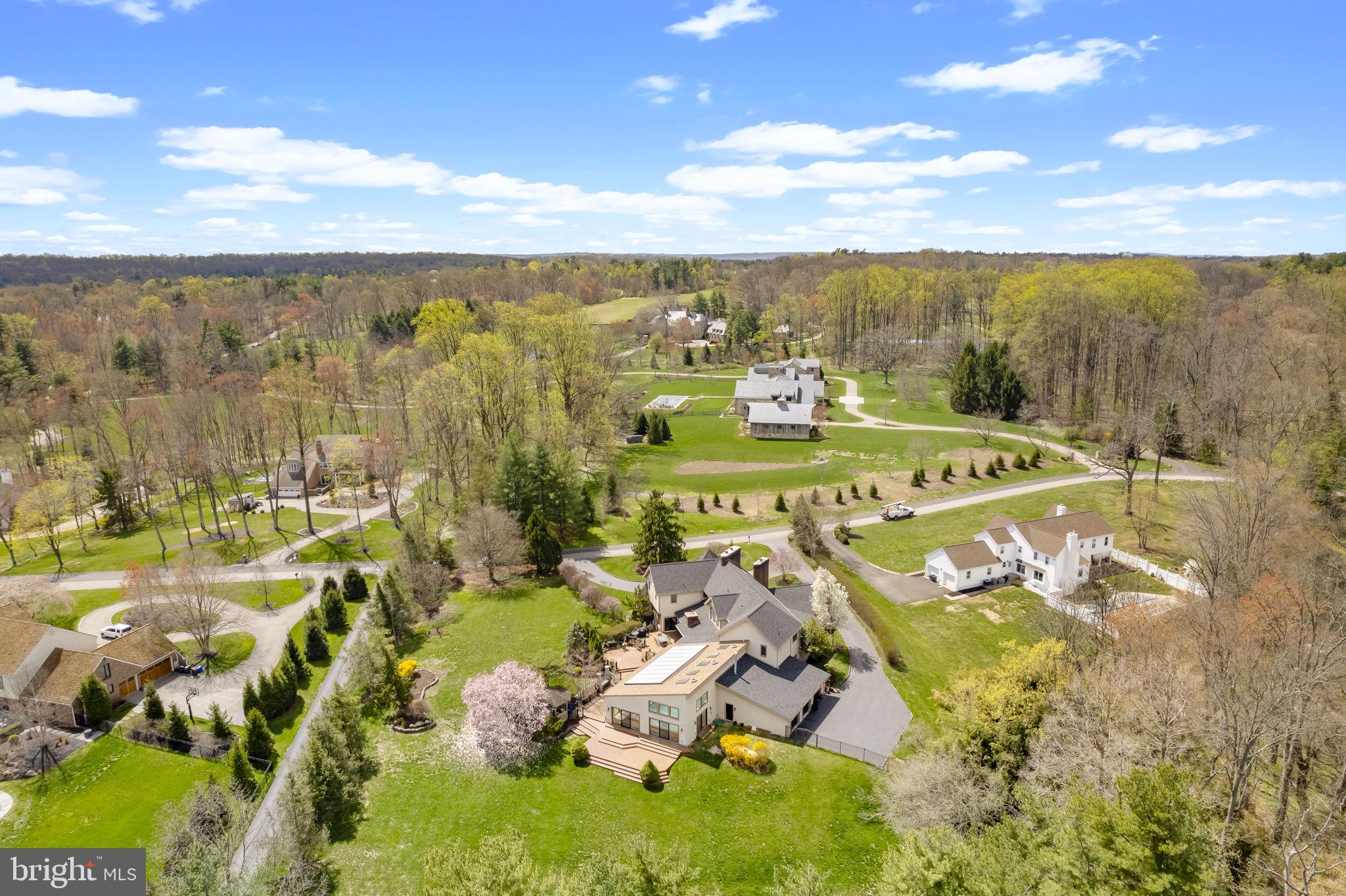 277 Woodcock Ln