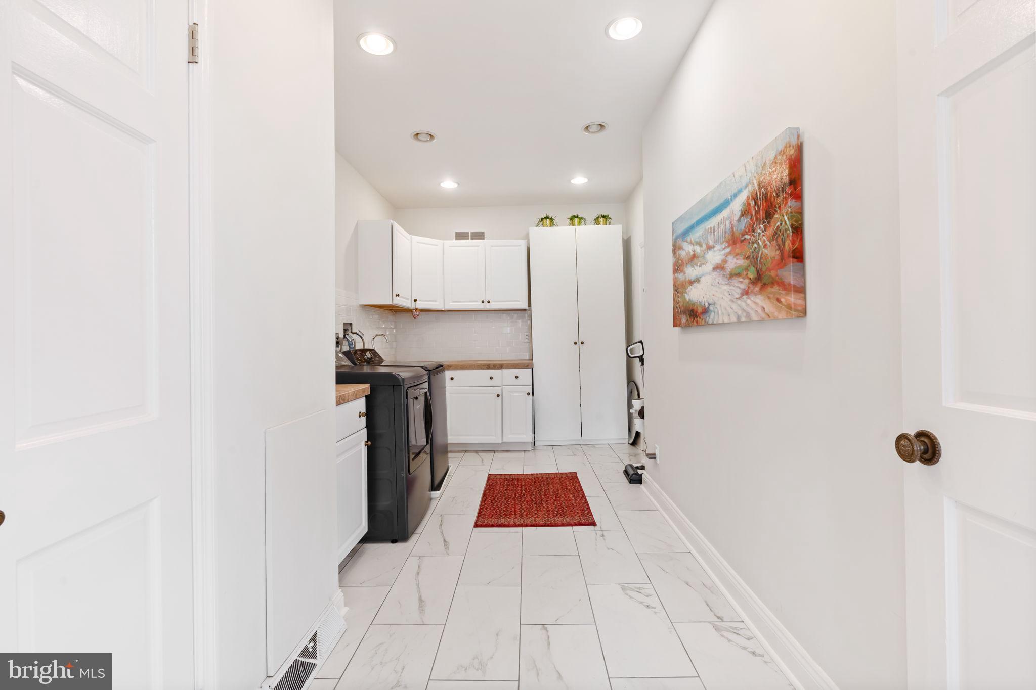 277 Woodcock Ln