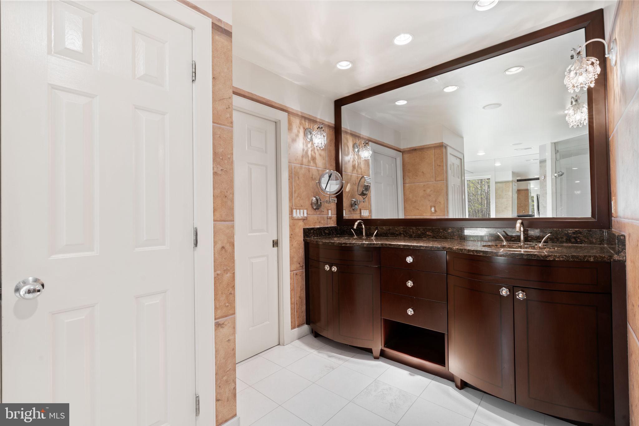 537 Pondview Rd