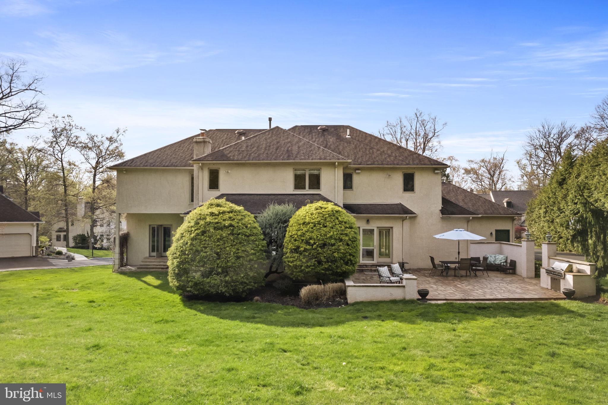 537 Pondview Rd