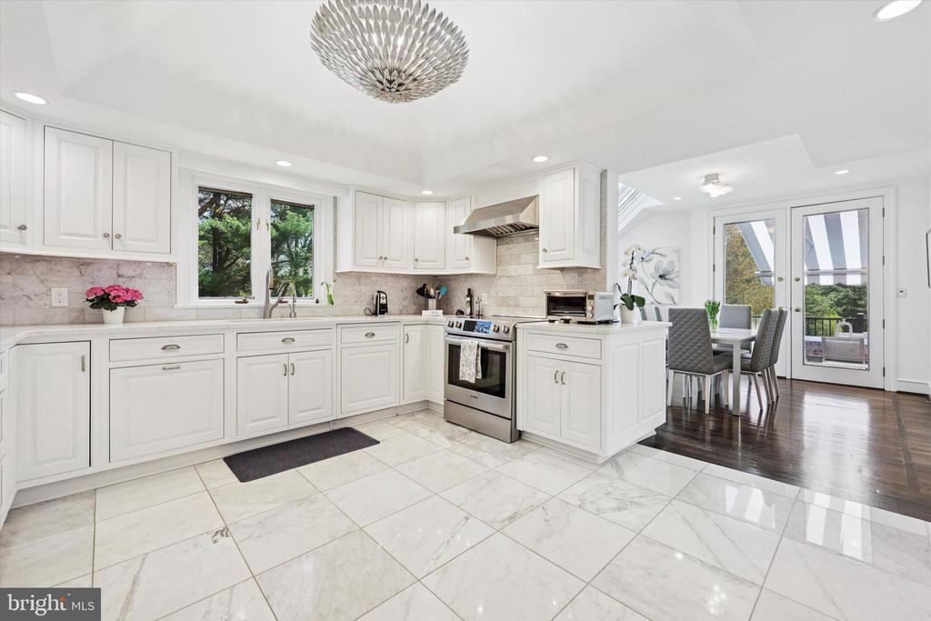 1307 WRENFIELD WAY