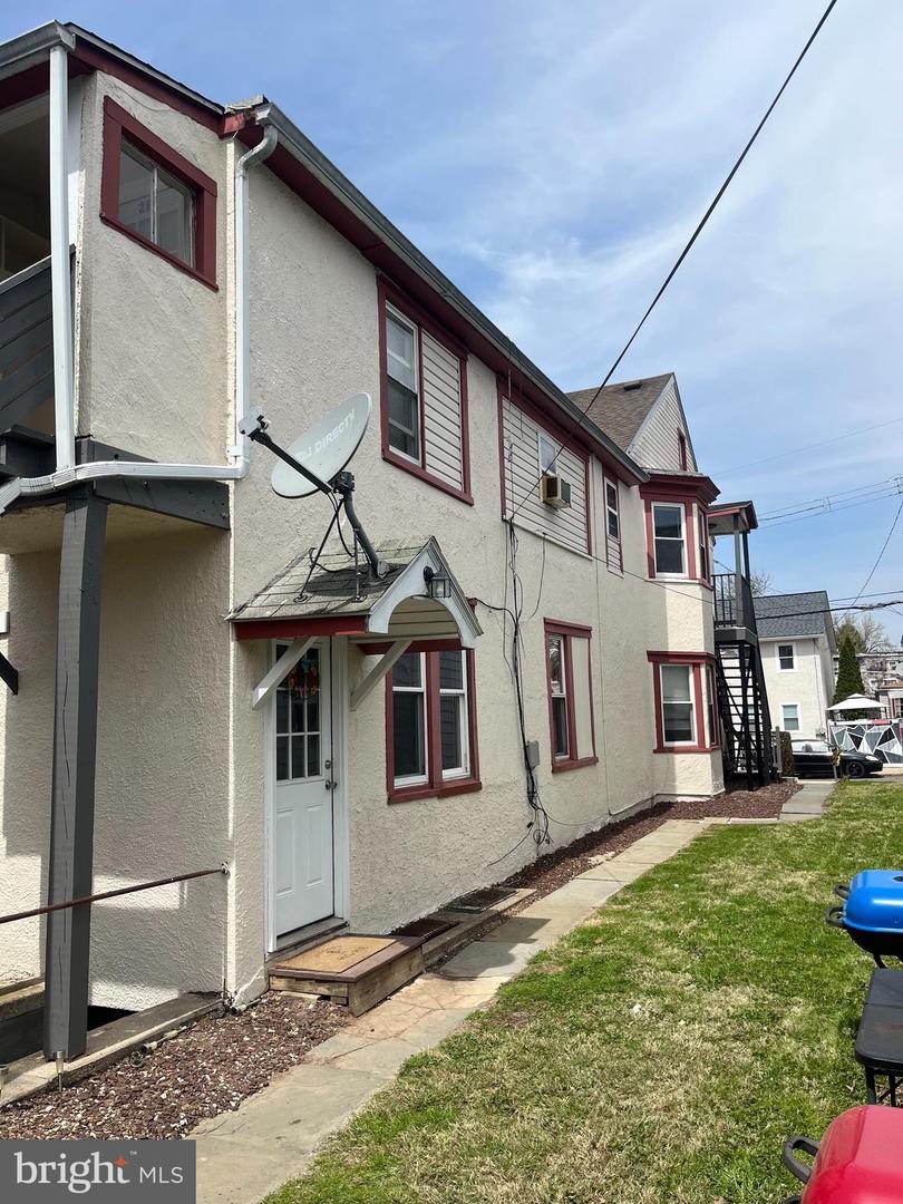 18 Chestnut St