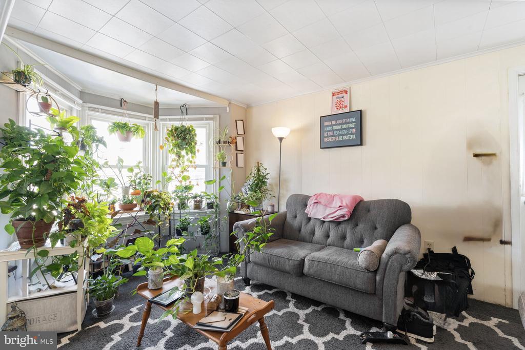 18 Chestnut St