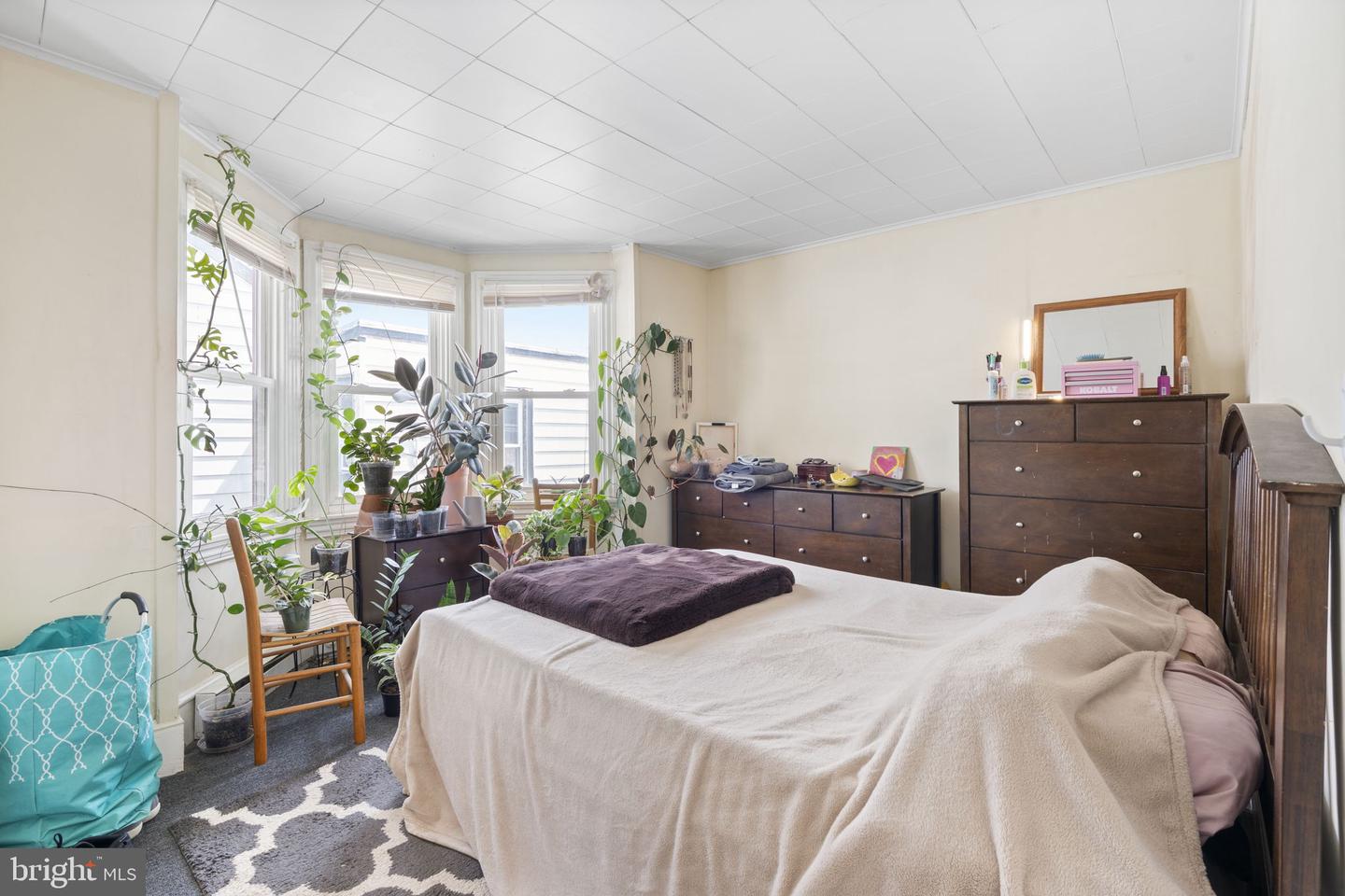 18 Chestnut St