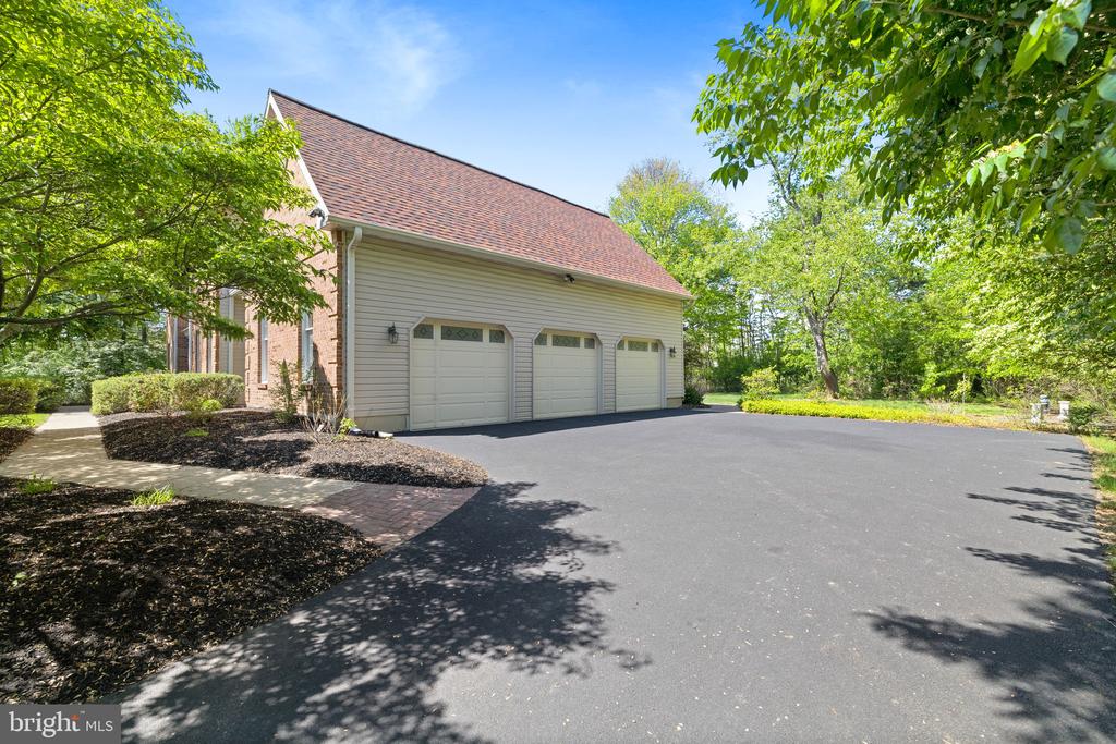 1629 STONINGTON