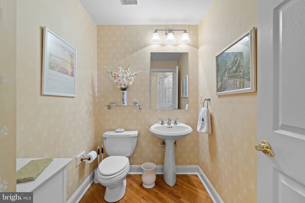 1629 STONINGTON
