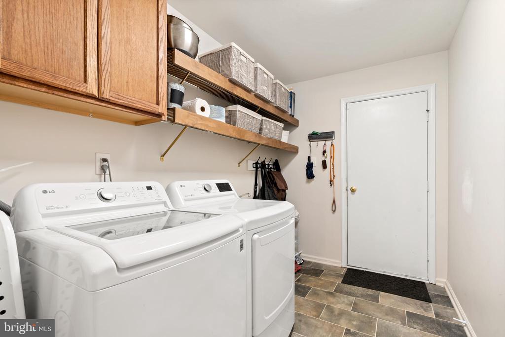 110 Bridle Ln