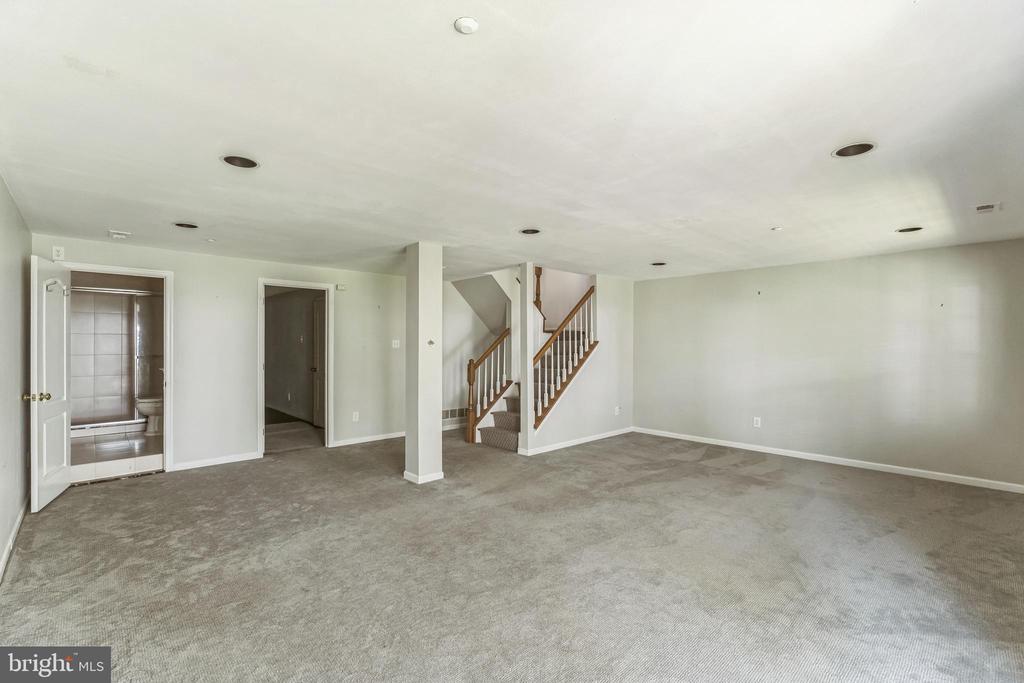 192 LEMONTON WAY
