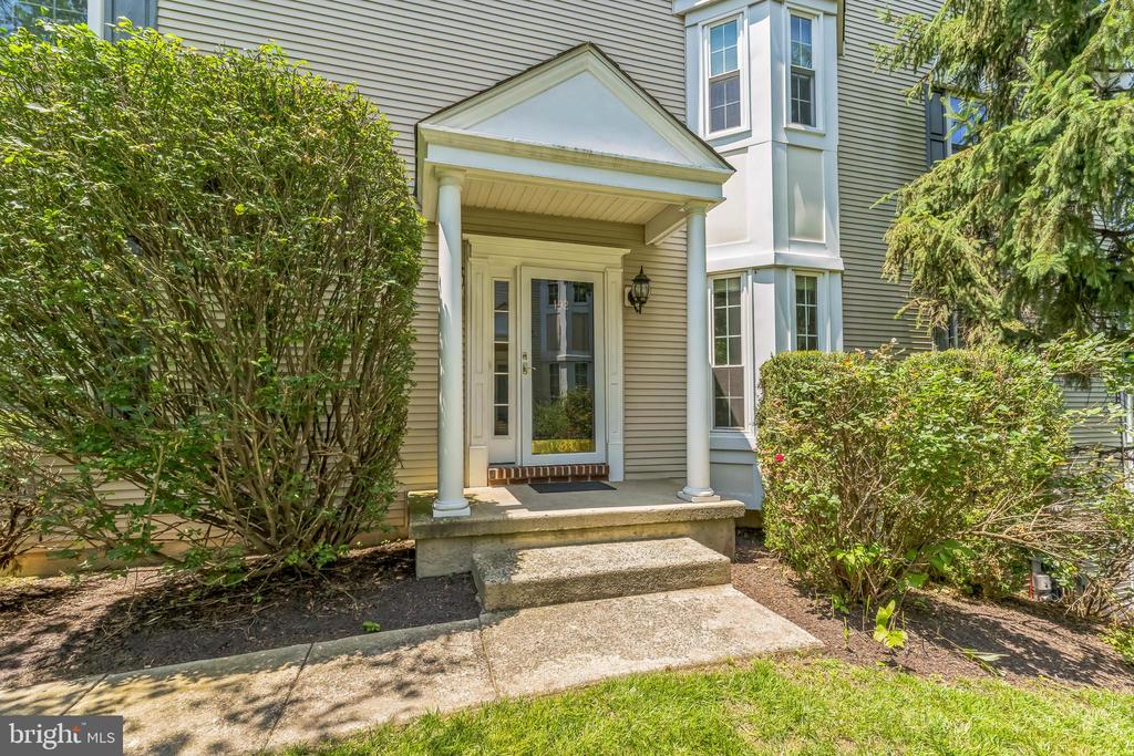 192 LEMONTON WAY