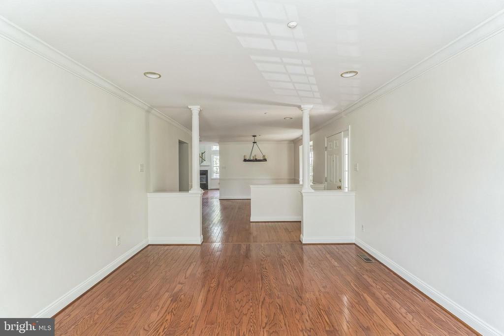 192 LEMONTON WAY
