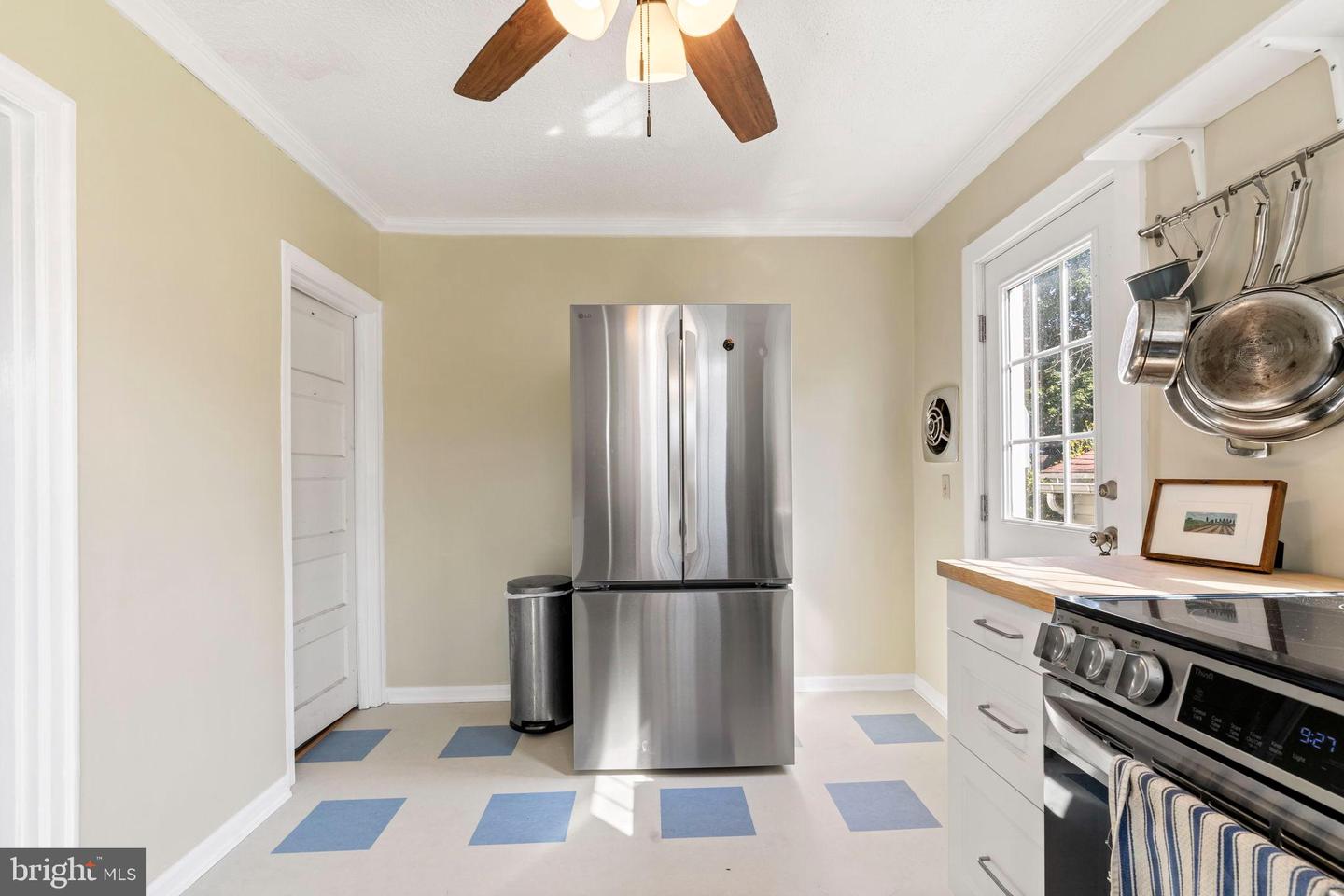 225 TRENT RD
