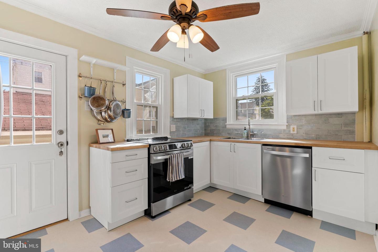 225 TRENT RD