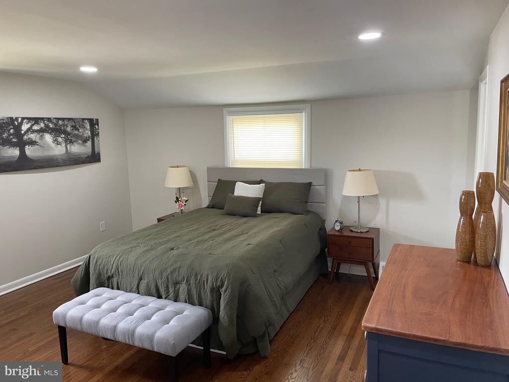 732 HIDDEN VALLEY ROAD