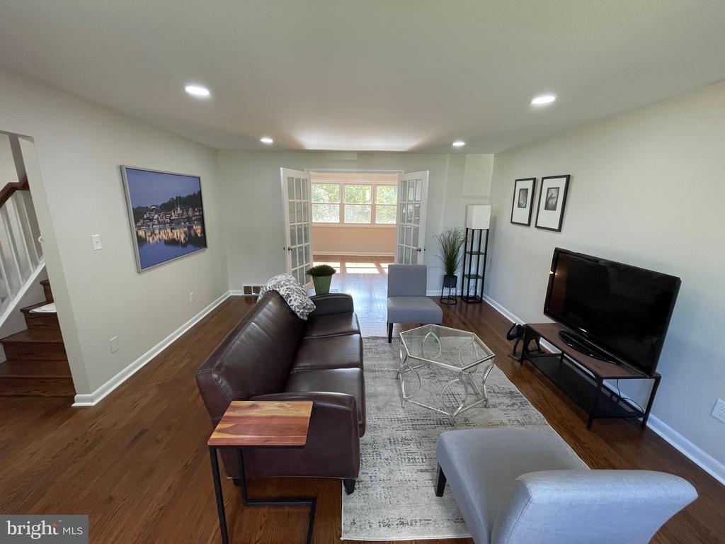 732 HIDDEN VALLEY ROAD