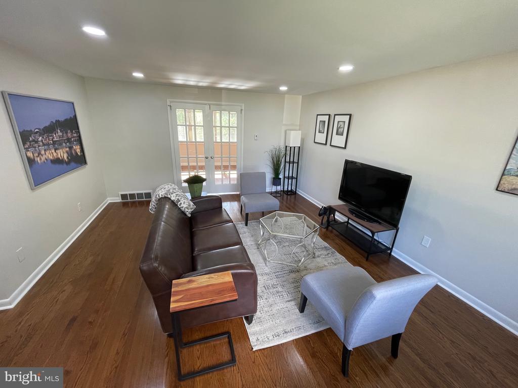 732 HIDDEN VALLEY ROAD
