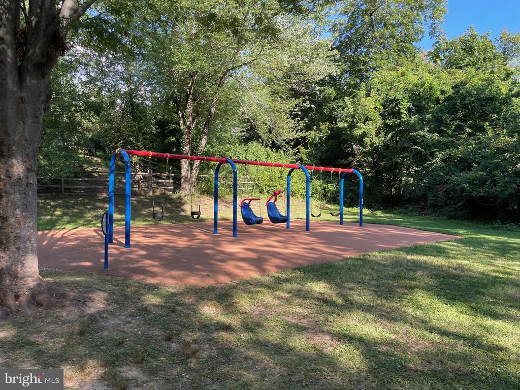 732 HIDDEN VALLEY ROAD