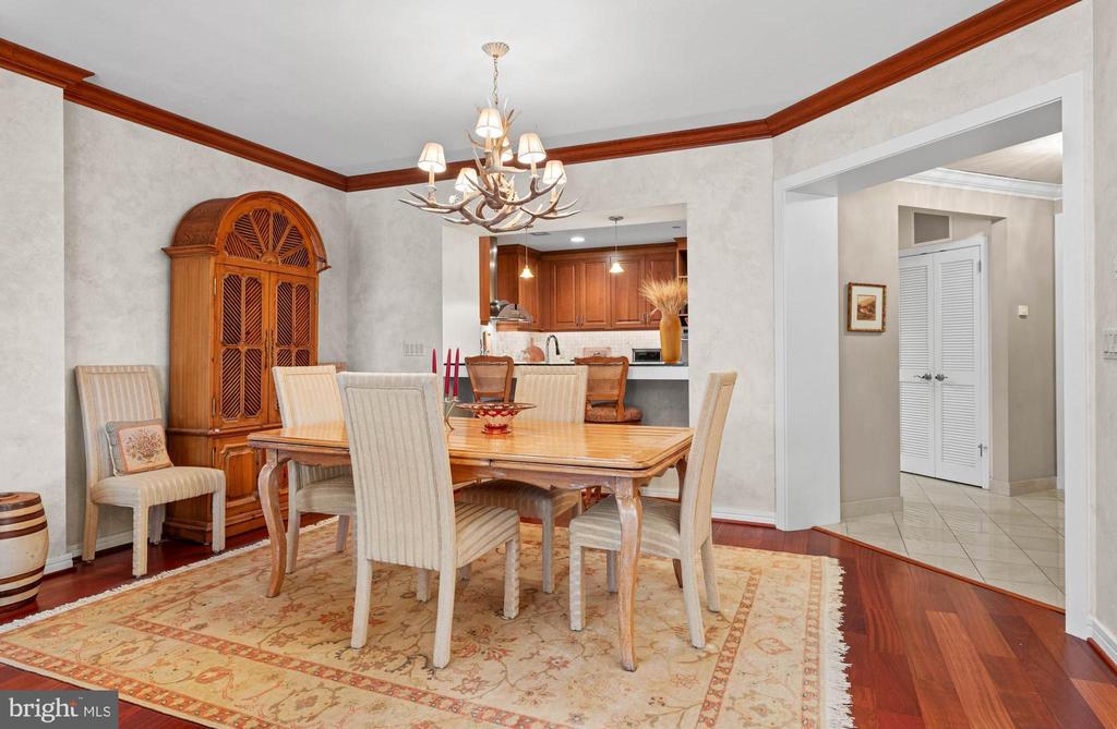 190 PRESIDENTIAL BOULEVARD Unit: 709