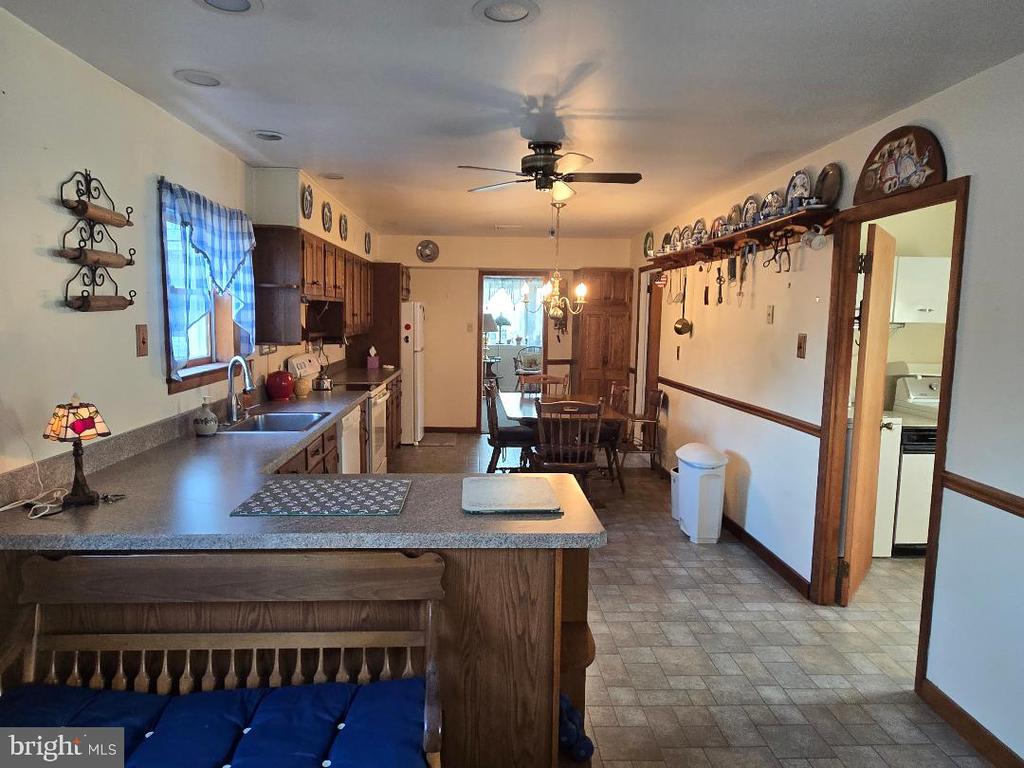 616 BEECHWOOD ROAD