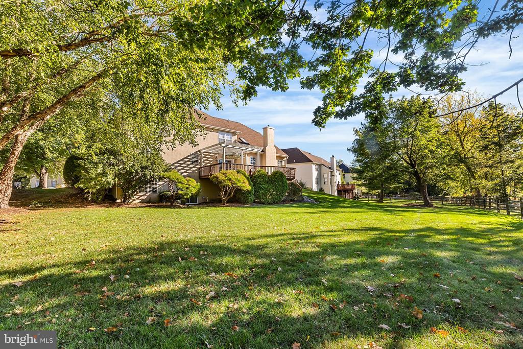 705 LAKE DRIVE