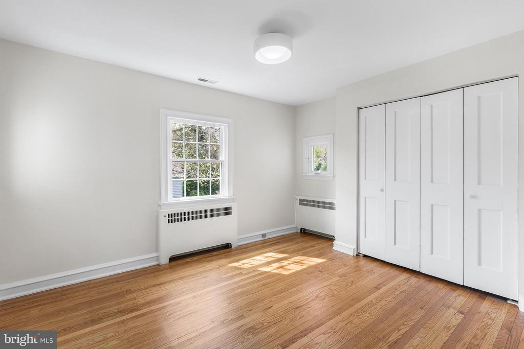86 E PRINCETON ROAD