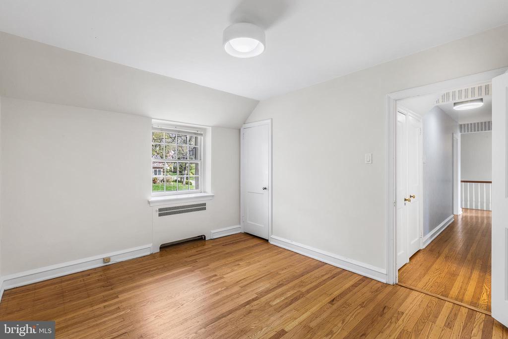 86 E PRINCETON ROAD