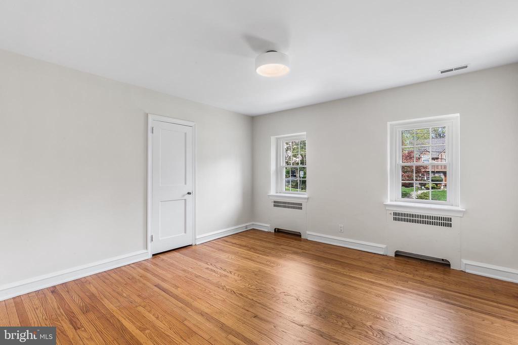 86 E PRINCETON ROAD