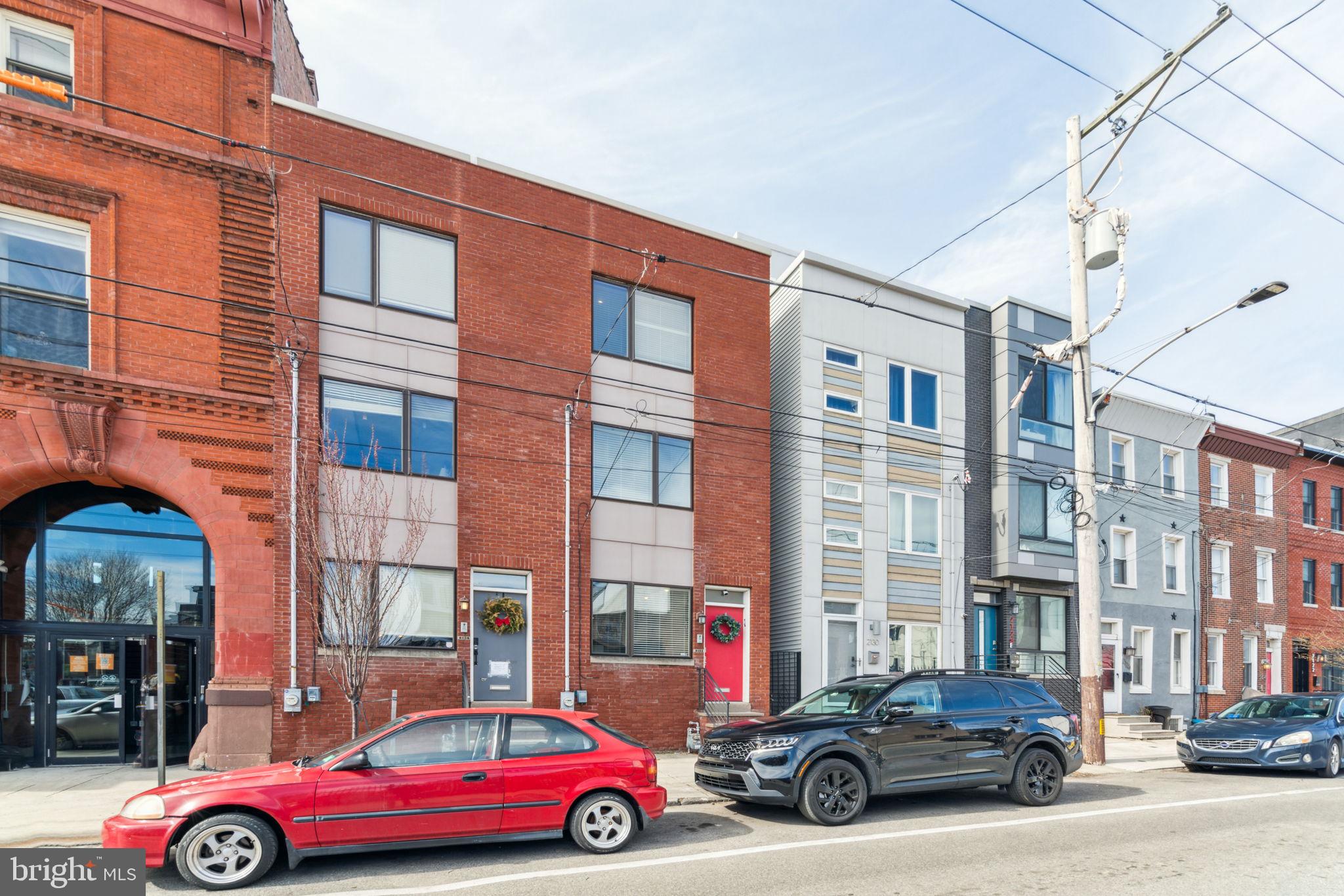 2132 E Dauphin St