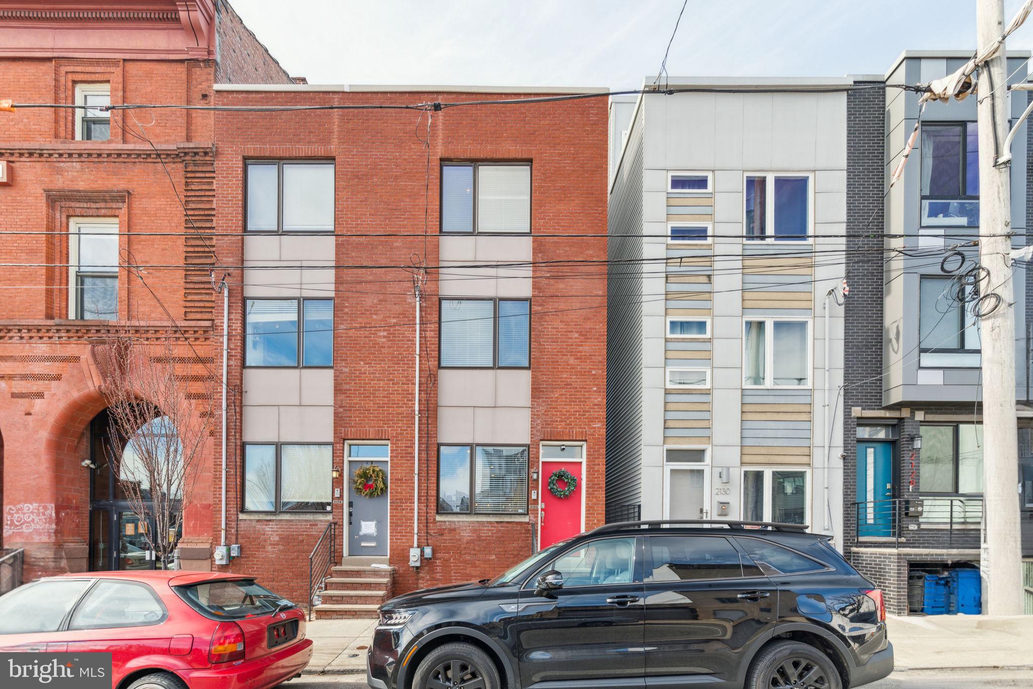 2132 E Dauphin St